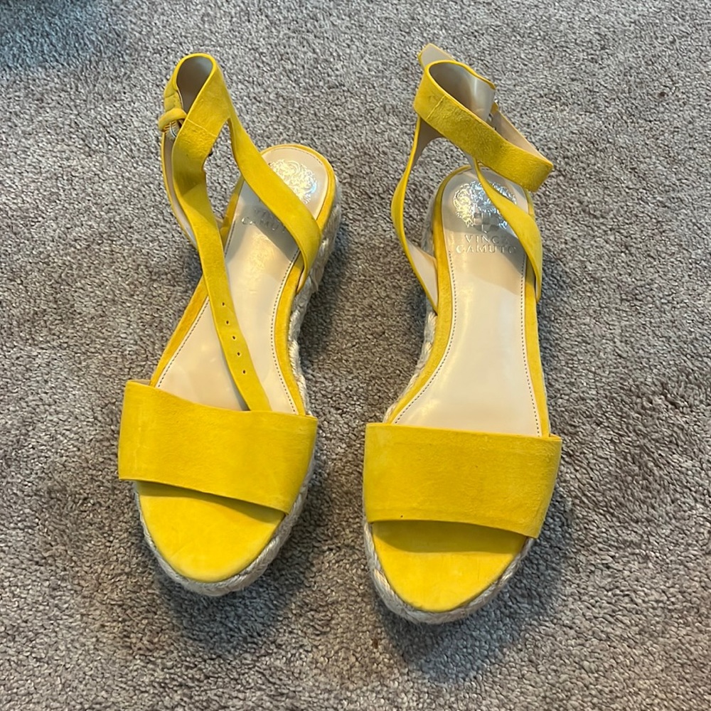 Vince Camuto platform sandal - never worn
